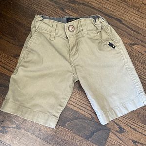 Quiksilver size 3T tan shorts
